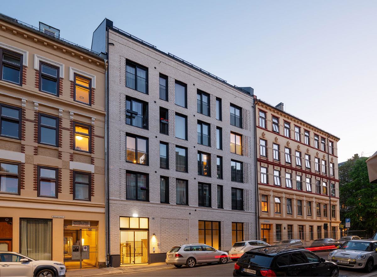 Bilde 16: Kirkegårdsgata 14/Løkka Botaniske, Oslo. Utbygger: Cura Eiendom AS. Arkitekt: Enerhaugen arki-tektkontor AS. Foto: Ivar Kvaal/Hest Agentur