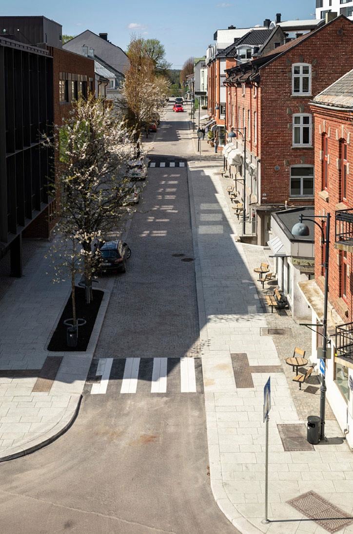 Photo of Storgata, Mysen. Client: Indre Østfold municipality. Landscape architect: Norconsult AS. Photo: Amund Johne