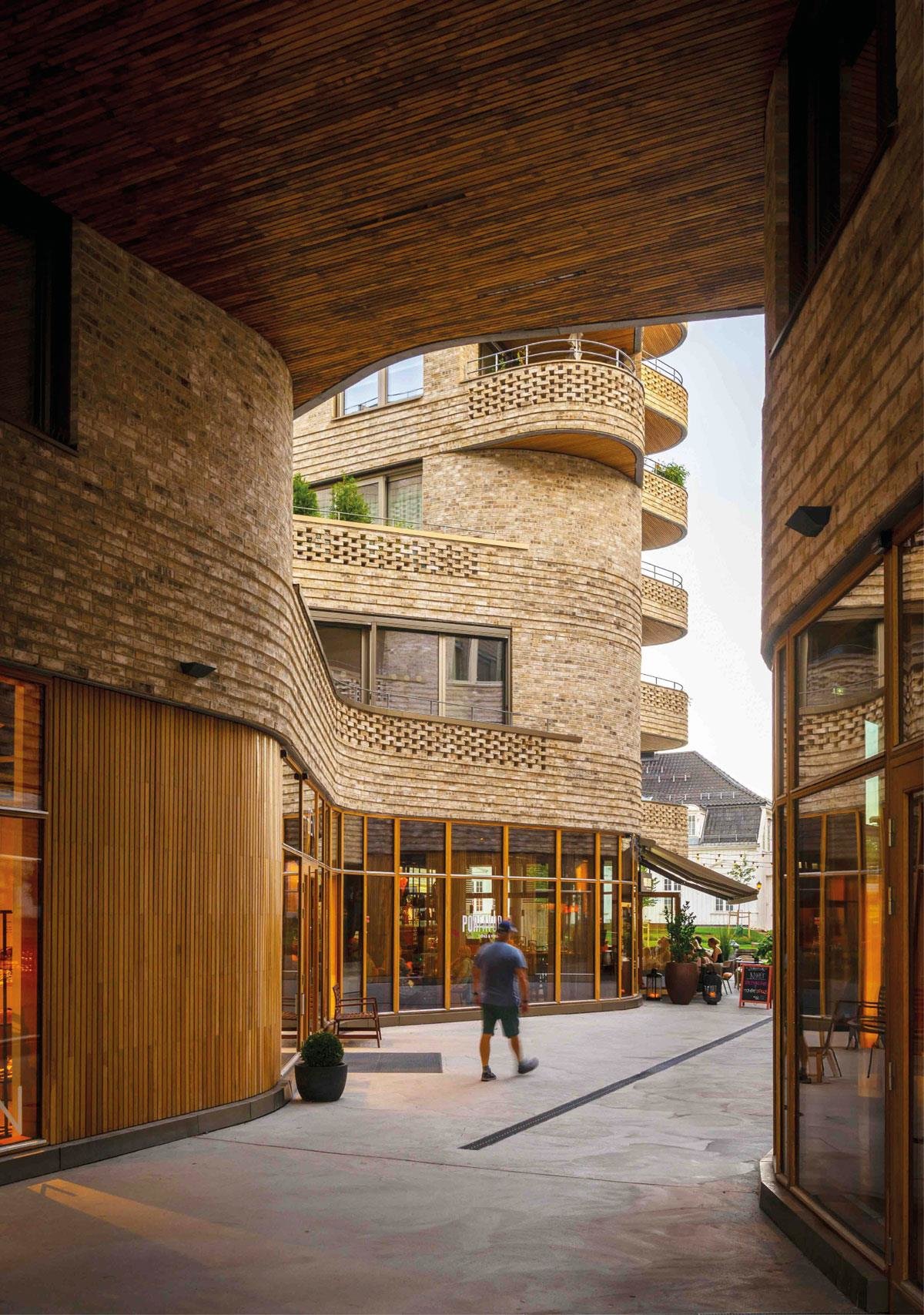 Photo of Wesselkvartalet, Asker. Developer: Wesselkvartalet AS. Architect/Landscape architect: Vigsnes + Kosberg++ arkitekter AS/Gullik Gulliksen AS. Photo: Nils Petter Dale