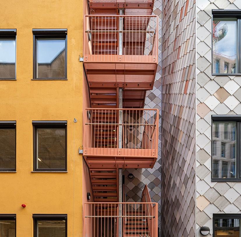 Photo of Kristian August gate 13, Oslo. Developer: Entra ASA. Architect/Landscape architect: Mad AS/Asplan Viak AS. Photo: Kyrre Sundal/Mad arkitekter AS