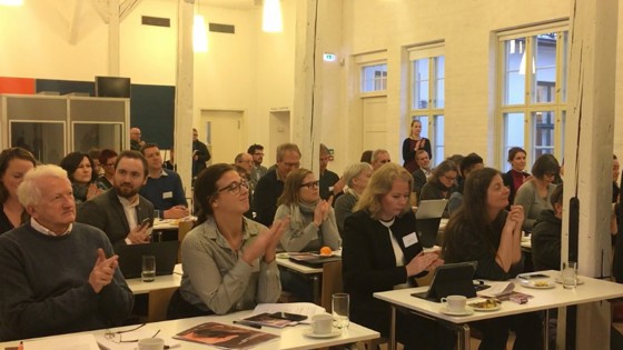 Tilhørere i salen under det nordiske seminaret.