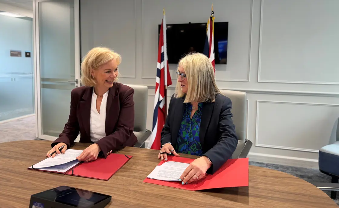 Aasland signerer avtale med Storbritannia