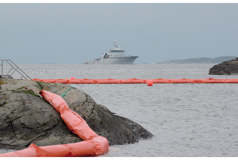 Figure 6.3 A coastal oil spill response exercise.