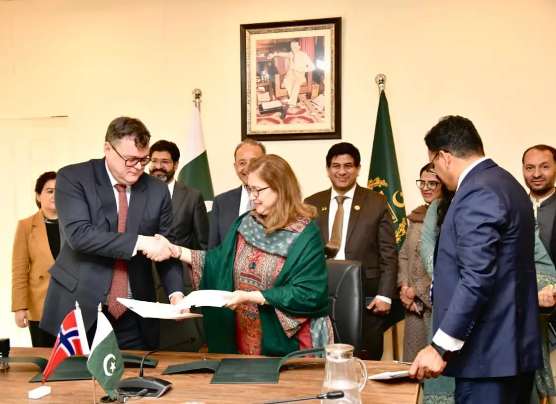 Signering av klimaavtale mellom Norge og Pakistan