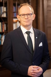 Forsknings- og høyere utdanningsminister Oddmund Hoel