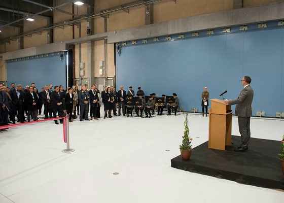 Onsdag 30. august markerte forsvarsminister Ine Eriksen Søreide at infrastrukturen på Ørland flystasjon er klar til å motta de nye kampflyene, F-35. De første kampflyene lander på Ørland om noen få uker.