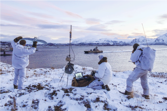 Figur 4.4 ICE worx Arctic er et lovende samarbeidsinitiativ mellom Forsvaret og relevante kompetansemiljøer og industri i landsdelen. En vellykket satsing vil styrke norsk forsvarsevne og beredskap i krise og væpnet konflikt. I tillegg kan samarbeidet føre til...