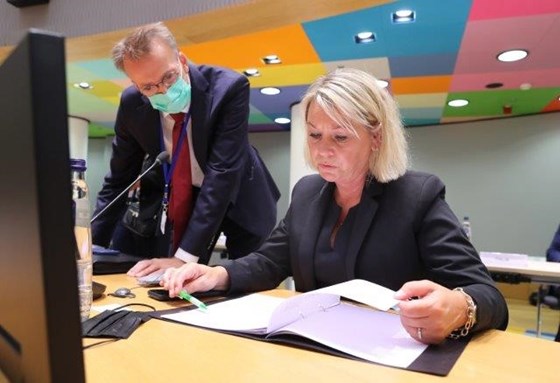 Justis- og beredskapsminister Mæland på møte med EUs innenriksministre