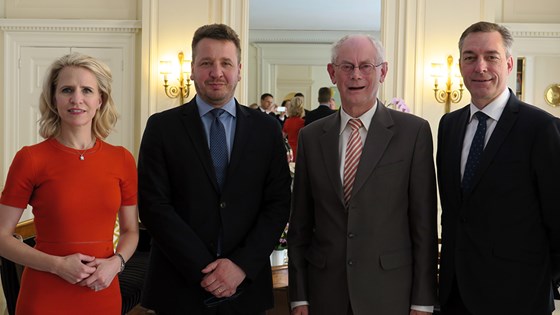 I forbindelse med EØS-rådsmøtet i Brussel 16. mai møtte ministrene fra Norge, Island og Liechtenstein tidligere rådspresident Herman Von Rompuy til lunsj i den norske residensen.