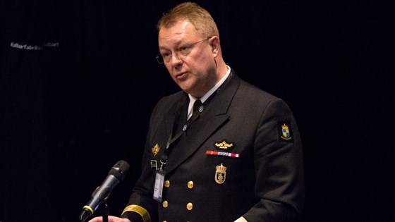 Sverre Nordahl Engeness ble i statsråd i dag utnevnt til kontreadmiral og beordret til stillingen som sjef for operasjonsstaben ved Forsvarets operative hovedkvarter. 