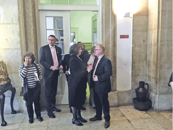 Figur 3.6 Kontakt med EU og EU sine medlemsland er viktig. Fiskeriminister Per Sandberg møter her sin portugisiske kollega havminister Ana Paula Vitorino i januar 2016 