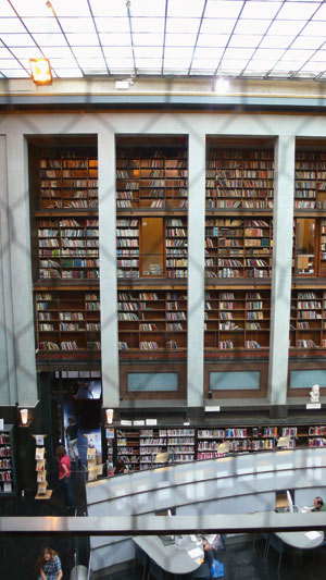 Figur 6.1 Deichmanske bibliotek, Oslo
