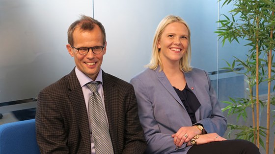 Administrerende direktør i Landbruksdirektoratet Jørn Rolfsen og landbruks- og matminister Sylvi Listhaug under gårsdagens presentasjon.