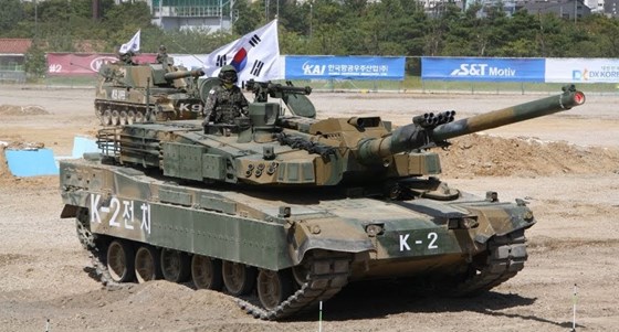 Stridsvognen Black Panther, fra Sør-Korea, er at annet alternativ for nye stridsvogner.
