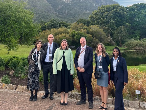 Den norske delegasjonen under G20-ministermøte for klima og miljø