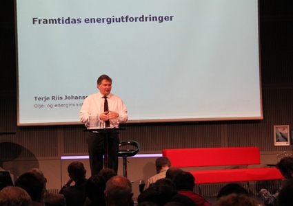 Statsråden holdt innlegg på Energiforskningsdagen 2011. Foto: OED