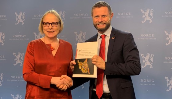 Overlevering av autisme- og tourettesutvalgets rapport 