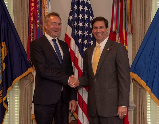 USAs forsvarsminister Mark Esper tok i mot Frank Bakke-Jensen i Washington DC i dag. 