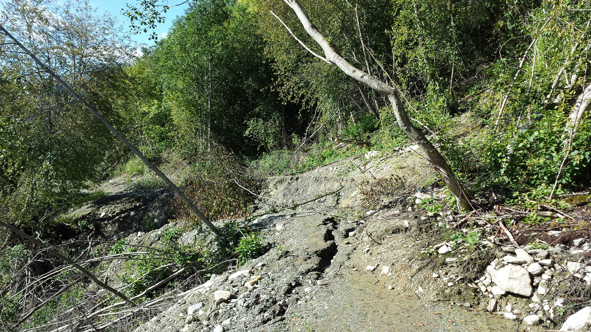 Figur 13.2 Eldre gardsveg med utgliding ved Kårfald i Gausdal kommune.