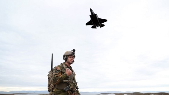 Regjeringen styrker Forsvaret