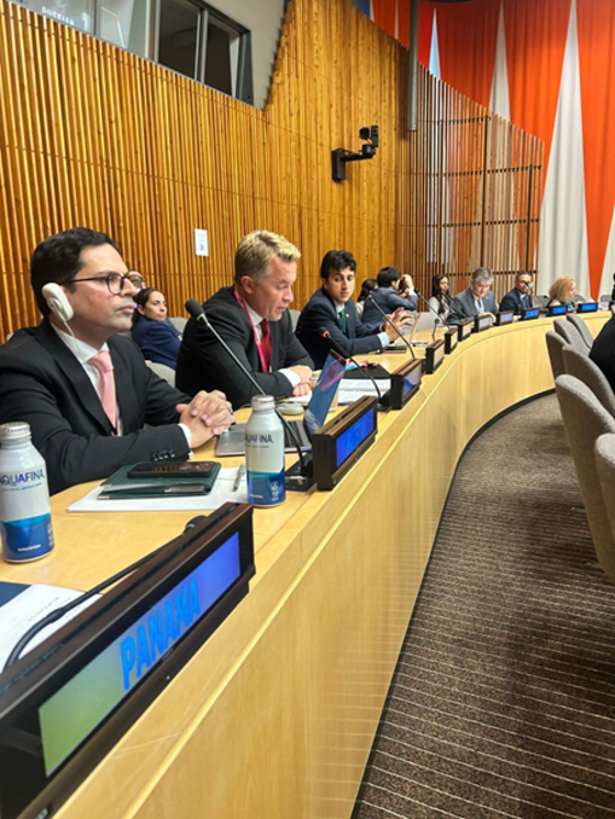 Kravik på møte om Haiti