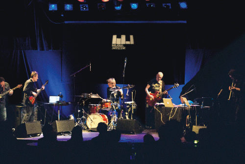 Figur 4.2 Fra åpningen av Conexions februar 2012 med bl.a. Spin Marvel, John Paul Jones og Nils Petter Molvær.