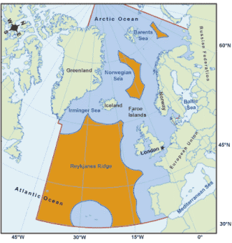 Figur 3.10 NEAFC sitt konvensjonsområde merka i blått, myndigheitsområde er merka i oransje 
