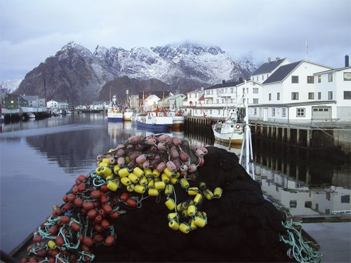 Figur 3.9 Fiskerihavn i Henningsvær.