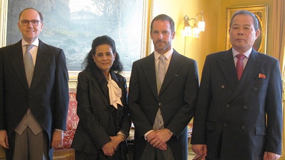 Fra venstre: Frankrikes ambassadør, H.E. herr Pierre-Mathieu Duhamel, Den dominikanske republikks ambassadør, H.E. fr. Laura Faxas, New Zealands ambassadør, H.E. herr Andrew Jenks, Nord-Koreas ambassadør, H.E. Ri Won Guk.