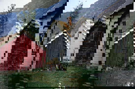 Figur 7.3 Vedlikehold og istandsetting av kulturhistoriske bygninger
 krever store ressurser som museene ikke alltid har. Midler må tilføres
 museumssektoren slik at bygningene får et tilfredsstillende
 vedlikeholdsnivå.