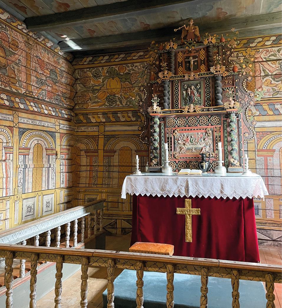 Interiør Rollag stavkirke