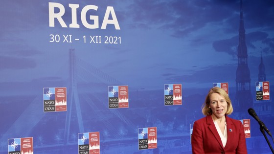 Utenriksministeren på talerstolen