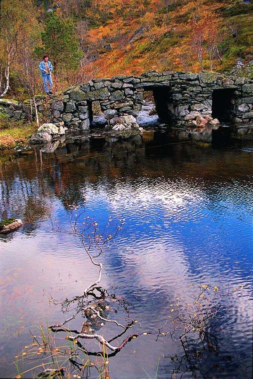 Figur 9.1 Kulturminna kan både medverke til å lette
utøvinga av friluftsliv og styrkje opplevinga.