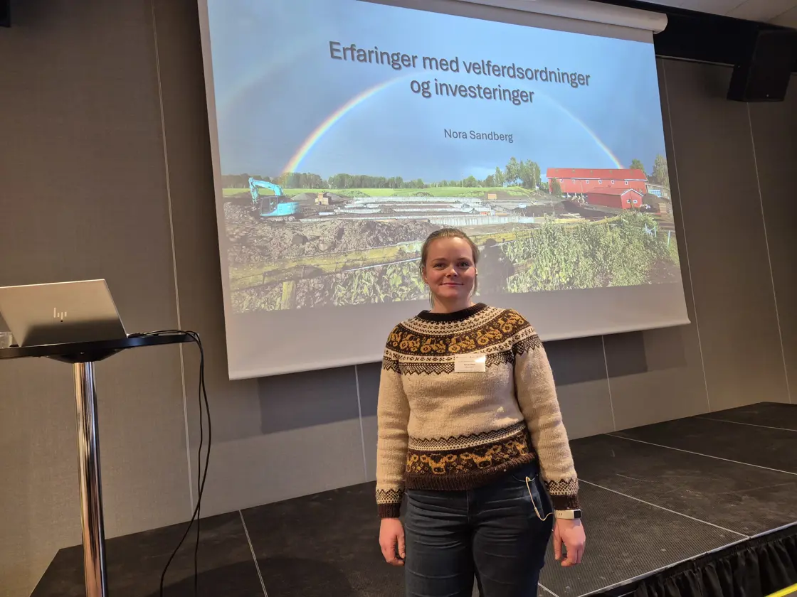 Bonde, småbarnsmor og influenser Nora Sandberg fortalte om egne erfaringer med velferdsordninger og investeringer.