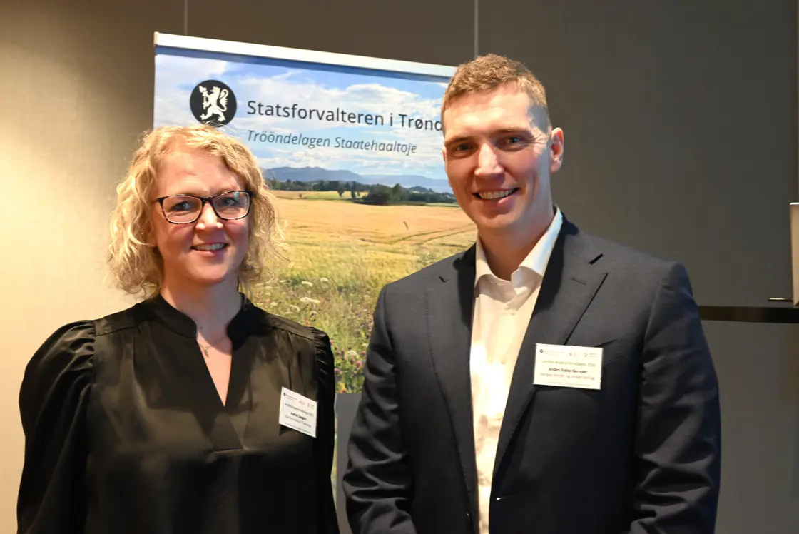 Landbruksdirektør Audhild Slapgård og generalsekretær Anders Bakken Klemoen i Norges Bonde- og Småbrukarlag som holdt hovedinnlegget på Landbruksøkonomidagen.