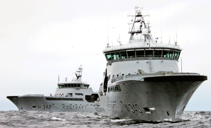 Figure 6.1 Norwegian Coast Guard vessels Sortland and Barentshav on patrol in the Barents Sea. 