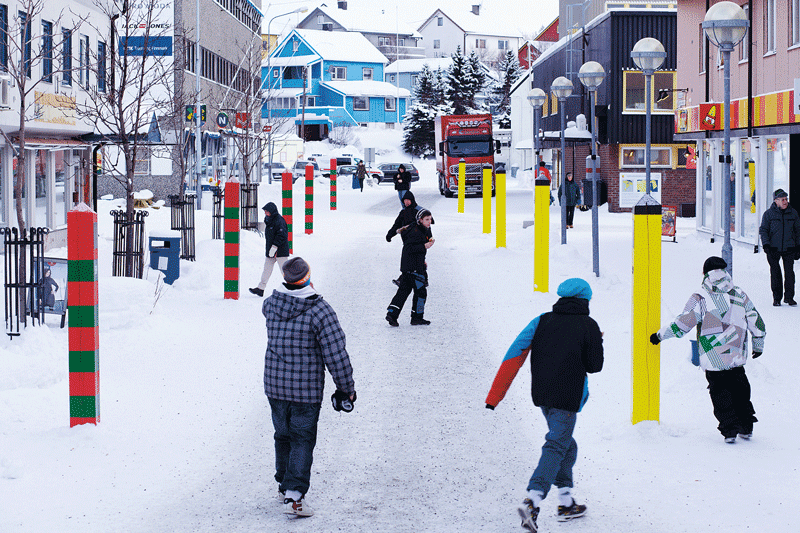 Figure 7.9 Part of the installation “Borderlines” by Morten Traavik, displayed during the Barents Spektakel festival in Kirkenes in 2011. 