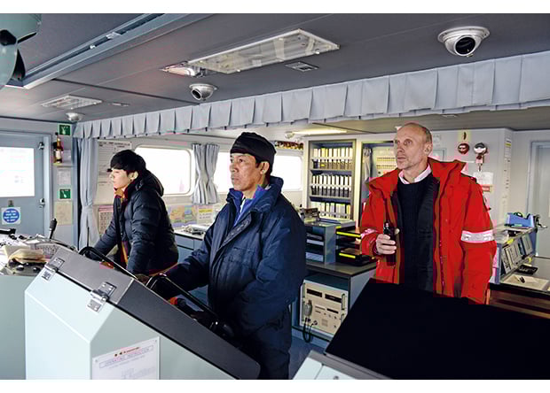 Figur 4.3 Los veileder navigatør inn Løperen, Fredrikstad.