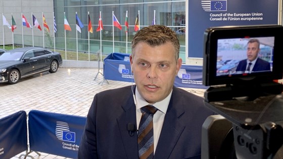 Jøran Kallmyr intervjues etter møte med EUs justisministre i Luxembourg 8. oktober 2019.
