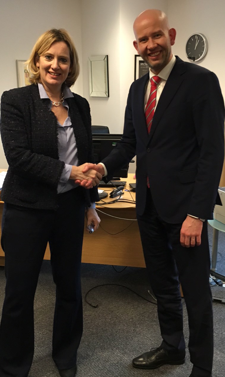 Olje- og energiminister Tord Lien og Storbritannias energi- og klimaminister Amber Rudd (foto: OED).