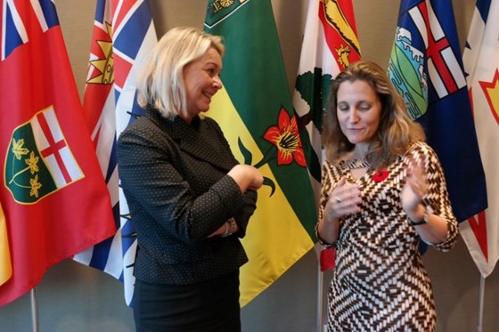 Næringsminister Monica Mæland og Canadas handelsminister Chrystia Freeland.