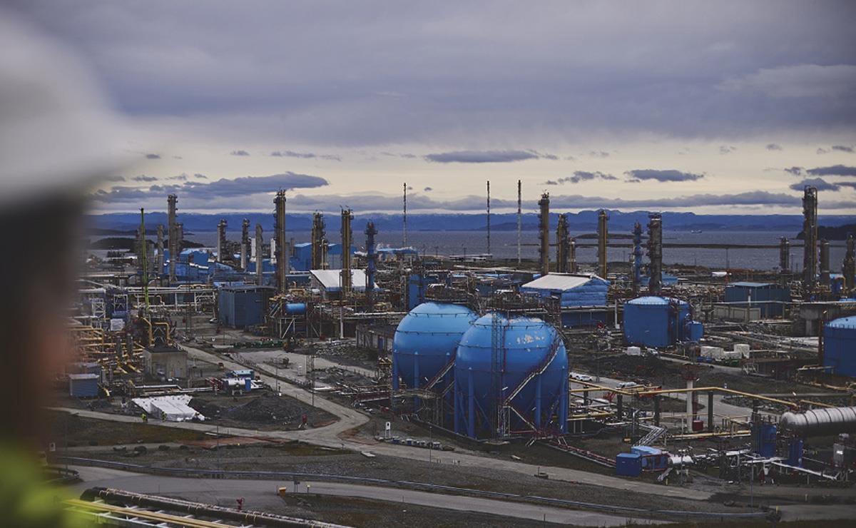 Et bilde som inneholder sky, himmel, konstruksjon, utendørs

KI-generert innhold kan være feil.