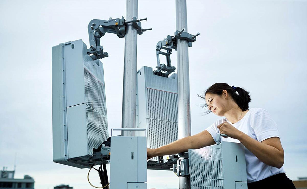 Et bilde som inneholder himmel, person, utendørs, klær

KI-generert innhold kan være feil.