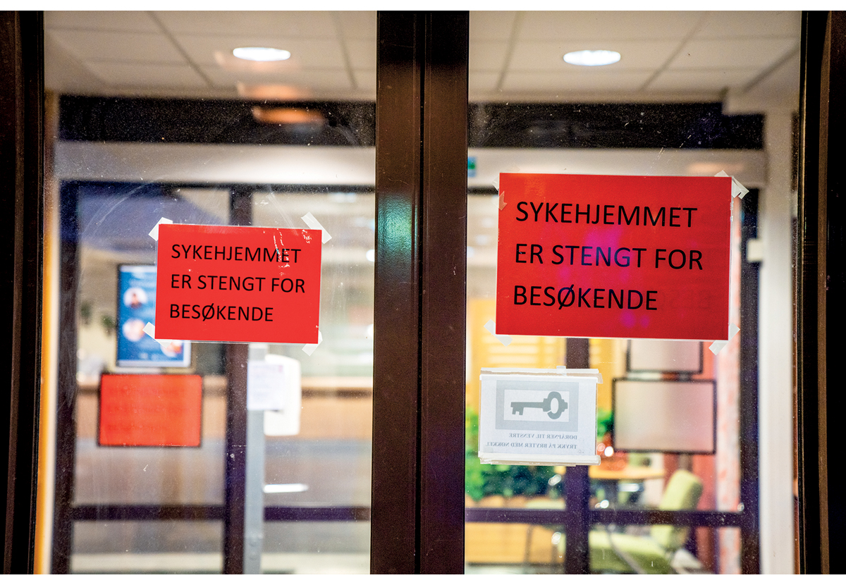 Figur 3.13 Langerud Sykehjem (Langerudhjemmet) i Oslo. Sykehjem over hele landet innførte besøksforbud for å hindre koronasmitte i mars 2020.