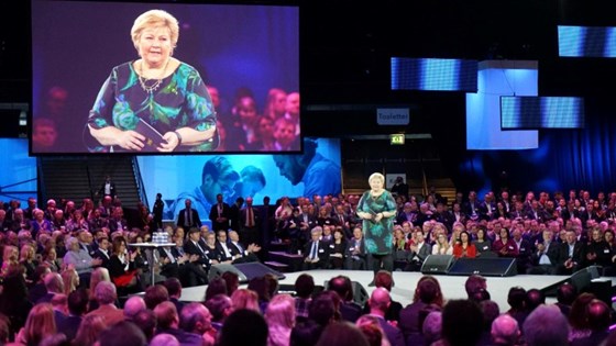Statsminister Erna Solberg taler på NHOs årskonferanse 2018.