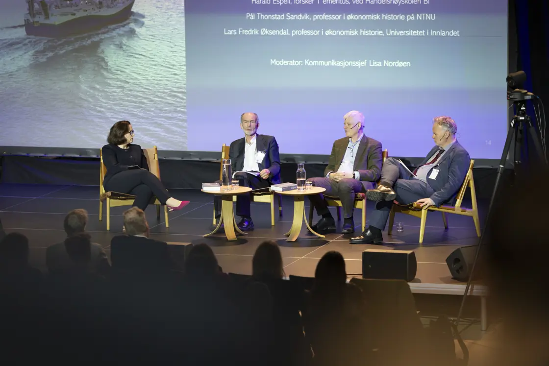 Panelsamtale mellom forsker Harald Espeli, professor Pål Thonstad Sandvik og professor Lars Fredrik Øksendal.