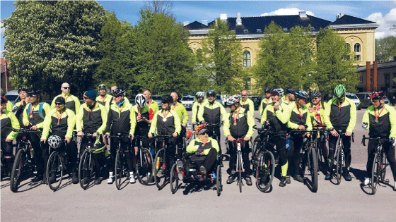 Figur 7.1 8. mai hvert år arrangeres sykkelrittet «På hjul med veteraner», som går fra Forsvarets veteransenter Bæreia til Akershus festning. 
