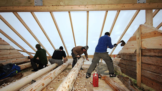 Restaureringskurset har som mål at deltakerne selv skal bli i stand til å restaurere lignende bygg i fremtiden. Deltakerne har blitt kjent med tradisjonelle verktøy og metoder for restaurering, og det er selve laftekjernen som representerer det største arbeidet. 