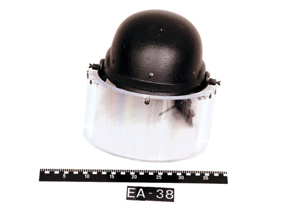 Figur 15.3 Hjelm med visir, kjøpt våren 2010 og brukt 22/7.