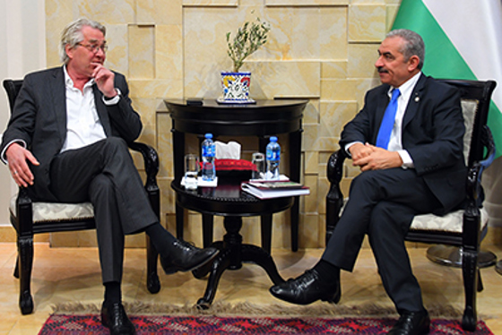 Tor Wennesland meets with the Palestinian Prime Minister  Mohammad Shtayyeh. 